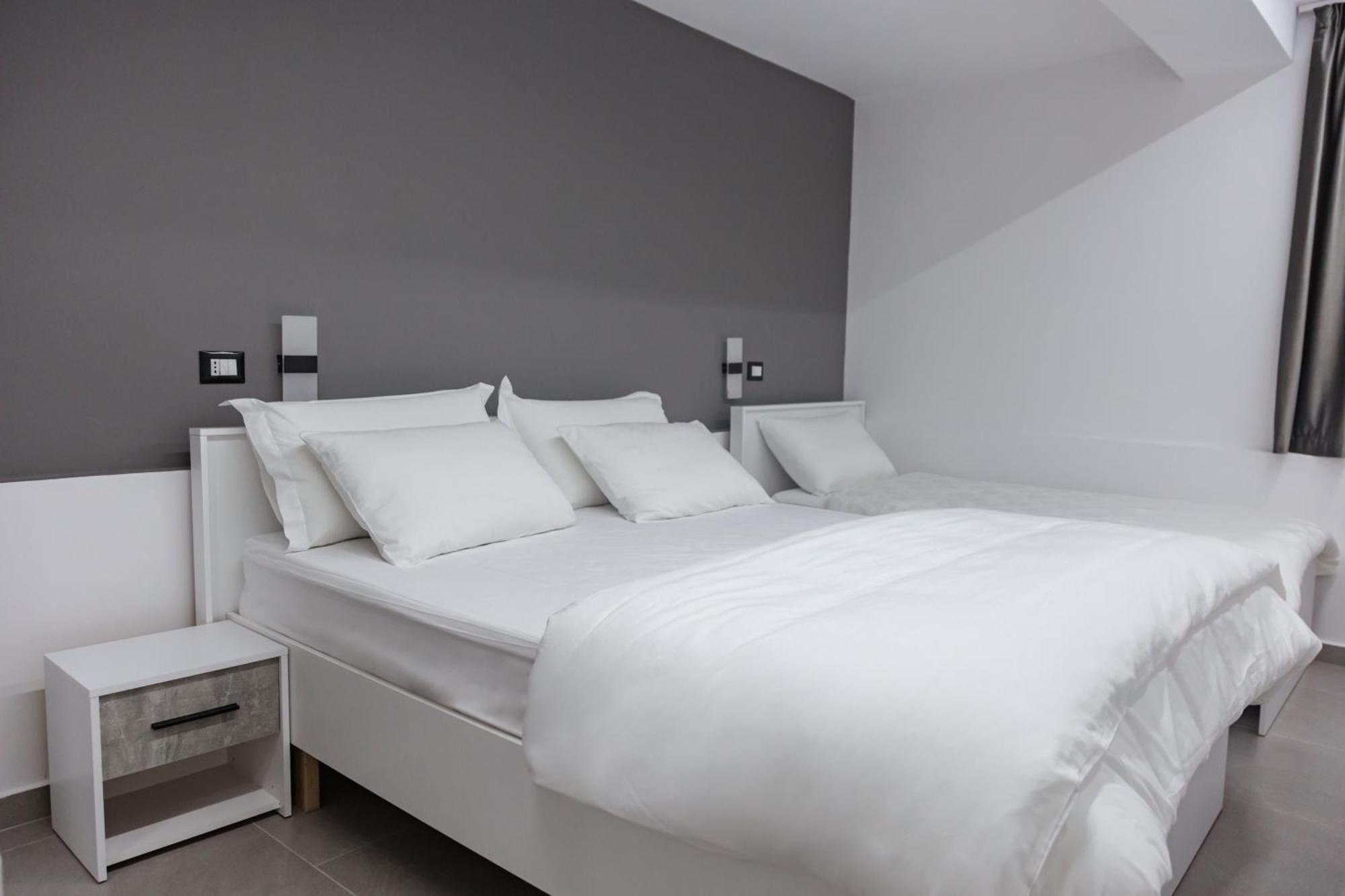 Mon Prive Apartment Tirana Eksteriør billede